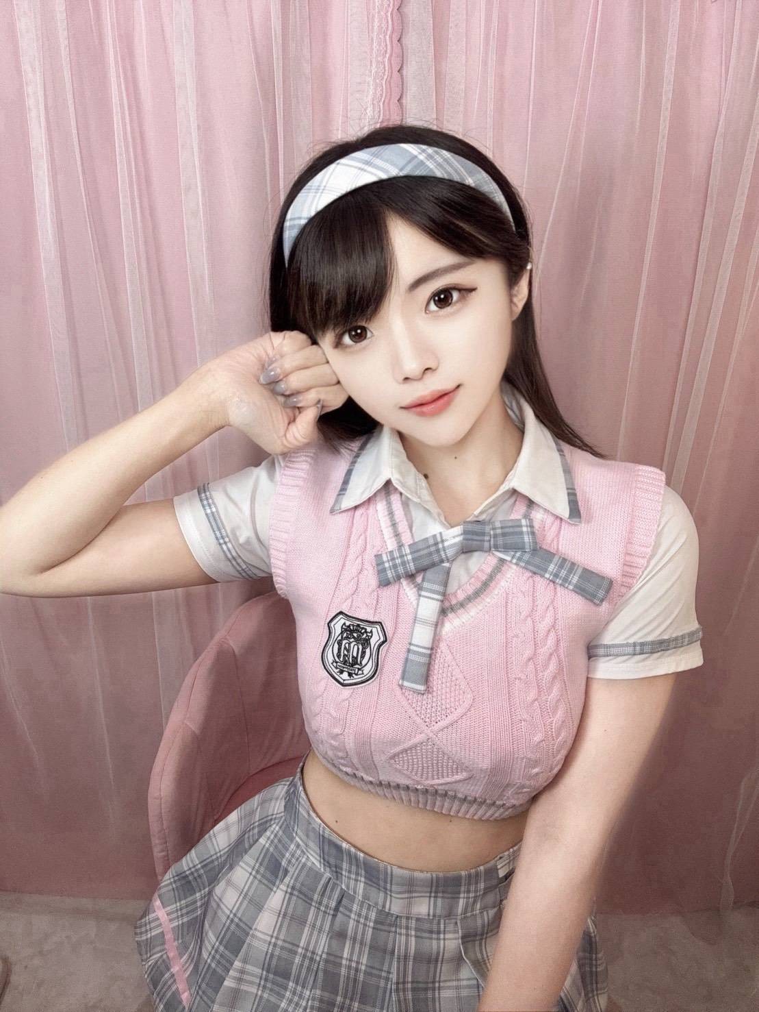 日本高雄萌莉奈定點圖片
