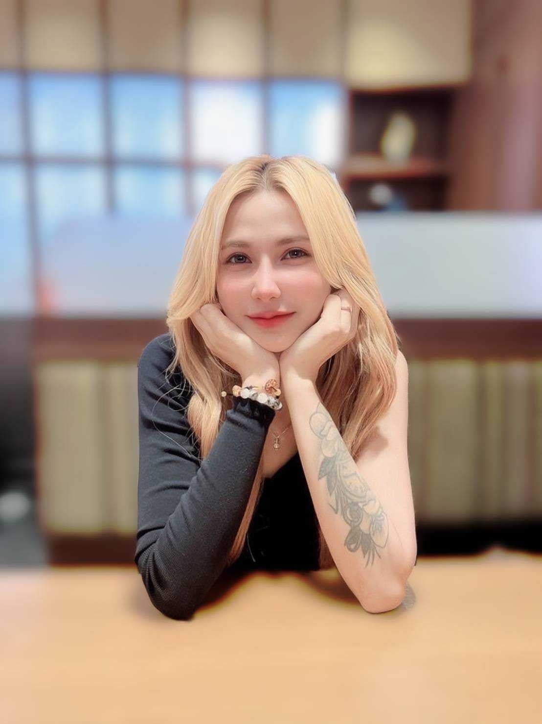 泰國台中李采妮定點圖片