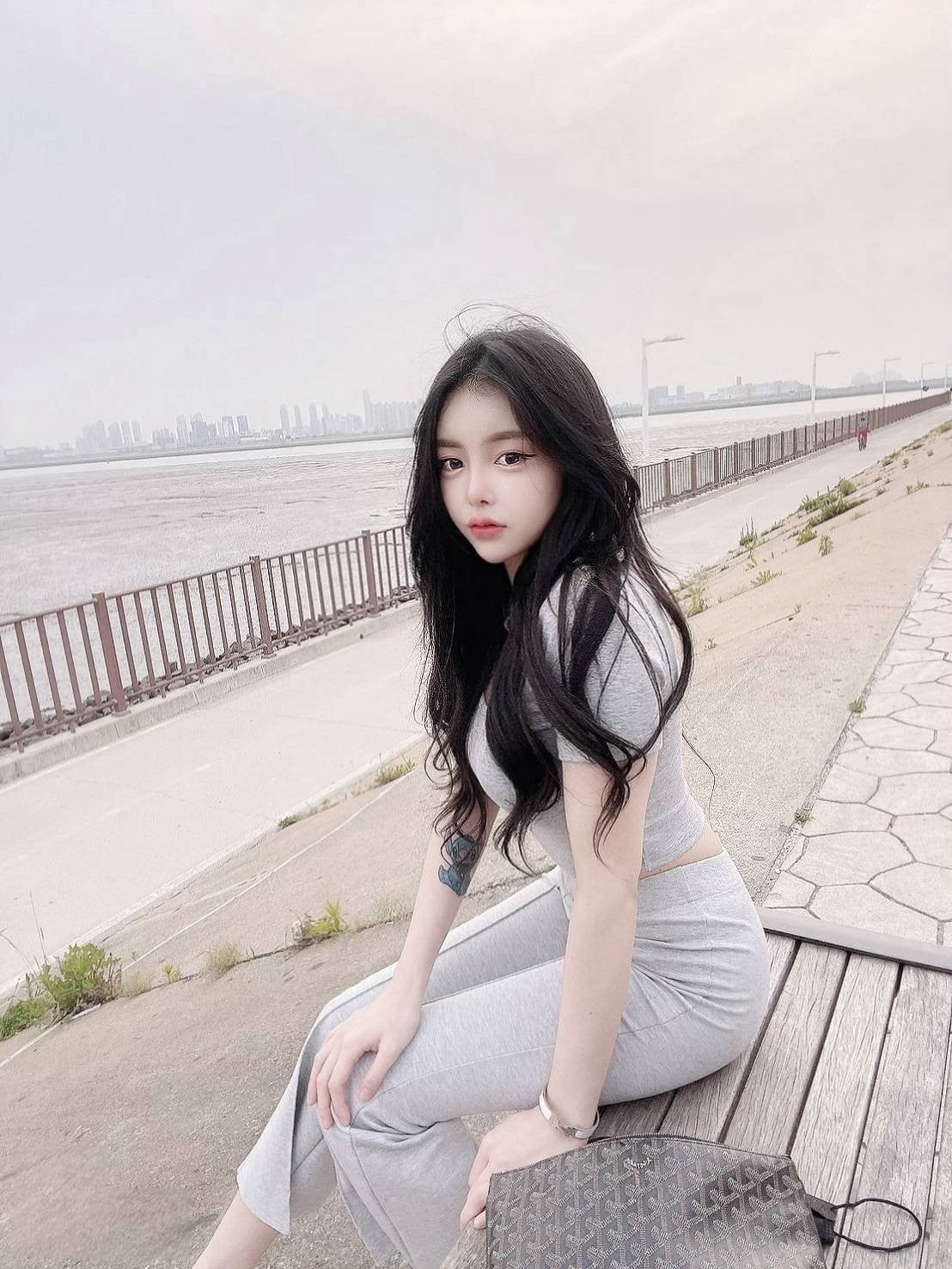泰國台中李知恩定點圖片